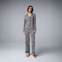 Women's Simply Vera Vera Wang 2-Piece Pajama Top & Pajama Bottoms Set 17 Women's Simply Vera Vera Wang 2-Piece Pajama Top & Pajama Bottoms Set -Vera Wang Shop 7494385 Black Stars
