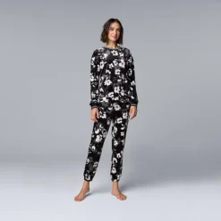Petite Simply Vera Vera Wang Long Sleeve Pajama Top And Pajama Bottoms Set -Vera Wang Shop 7570774 Black Floral